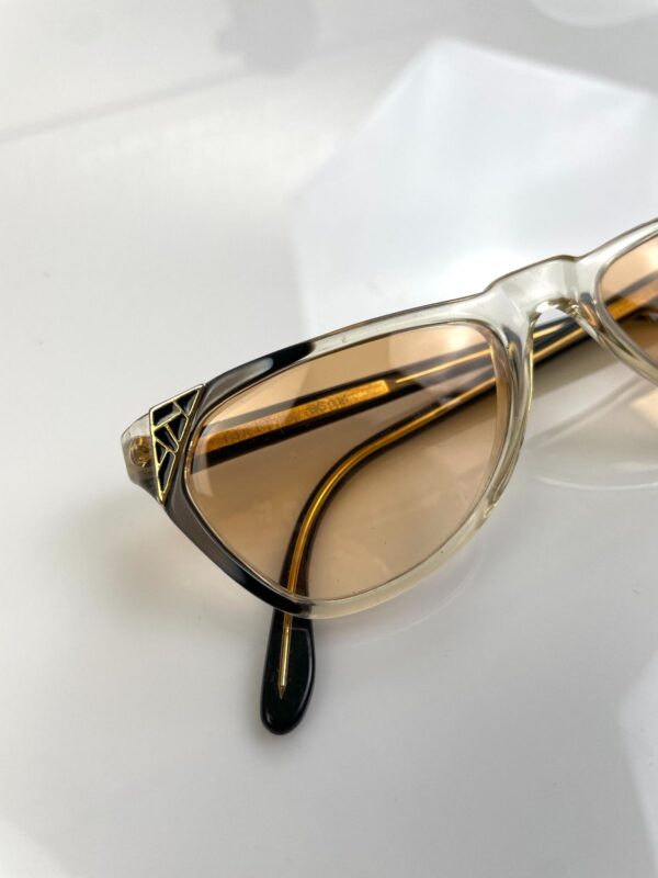 RAD! 1970S-80S MADE IN ITALY CUSTOM OMBRE TINTED DEADSTOCK GUCCI CAT EYE STYLE SUNGLASSES