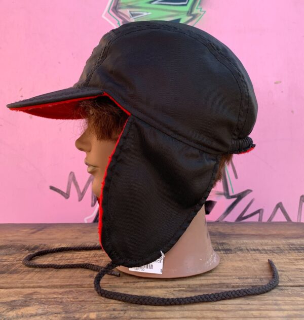 RAD! 1990S EMBROIDERED CHICAGO BULLS NYLON FLEECE LINED HAT