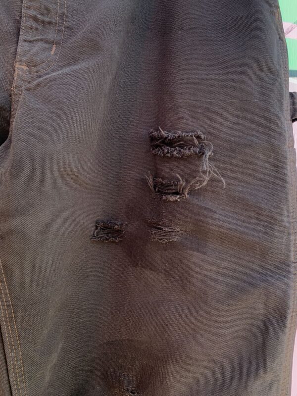 NICE! PERFECTLY DISTRESSED ESPRESSO BROWN CARHARTT WORKWEAR PANTS