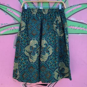 Photo detail:HANDMADE BATIK PRINT BERMUDA SHORTS ELASTIC WAIST