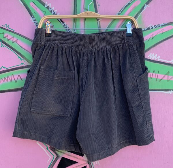 NOS DEADSTOCK 1980S RETRO CORDUROY SHORTS WELT PATCH POCKETS