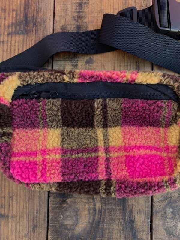 CUTE FUZZY PLAID FLEECE FANNY PACK