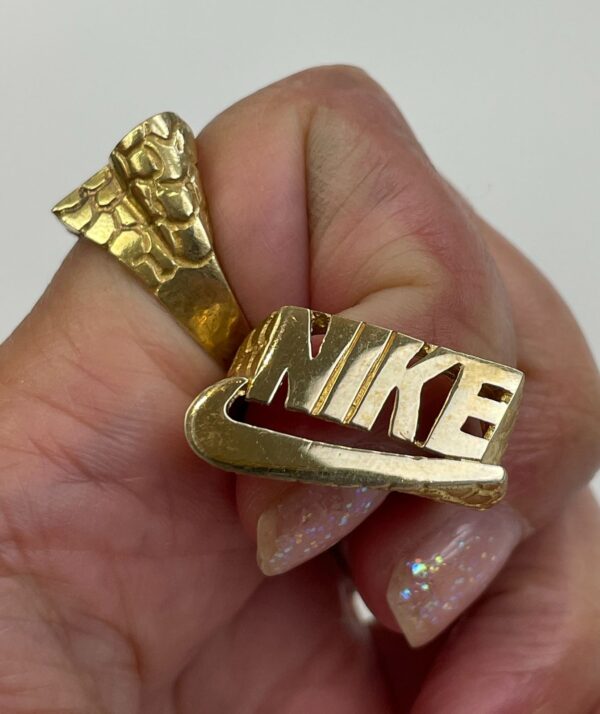 RETRO CHUNKY NIKE RING