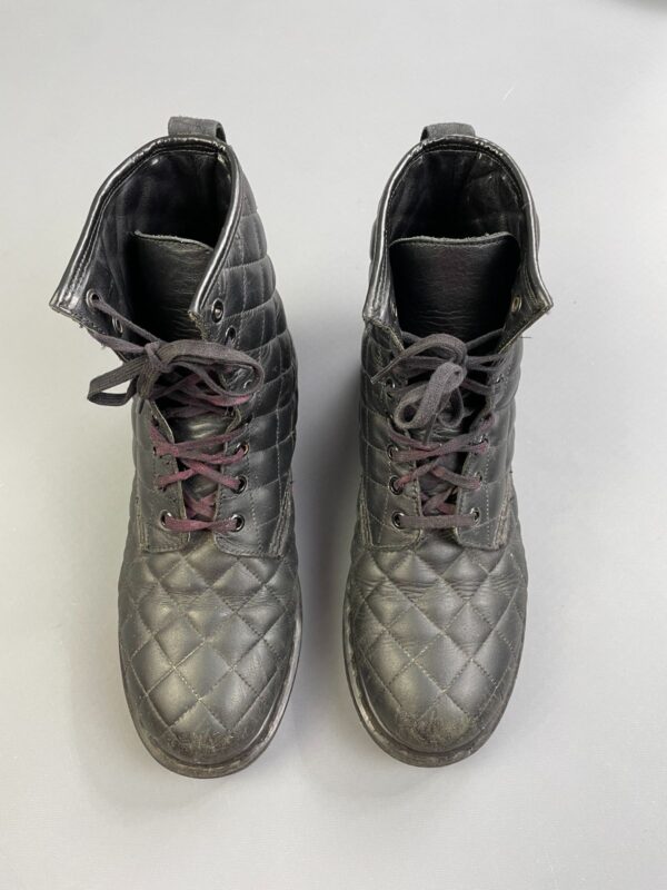 *AS-IS* COOL! QUILTED LEATHER CORALIE DOC MARTEN LACE UP COMBAT BOOTS