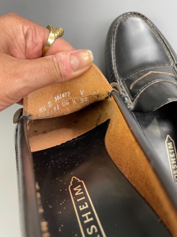 BEAUTIFUL! ALL LEATHER PENNY LOAFER SHOES