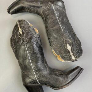 Photo detail:*AS-IS* MADE IN MEXICO! GORGEOUS! SUPER SOFT HIGH STACKED HEEL DECORATIVE GOAT LEATHER SNIP TOE COWBOY BOOTS, SILVER PIPING & INLAY