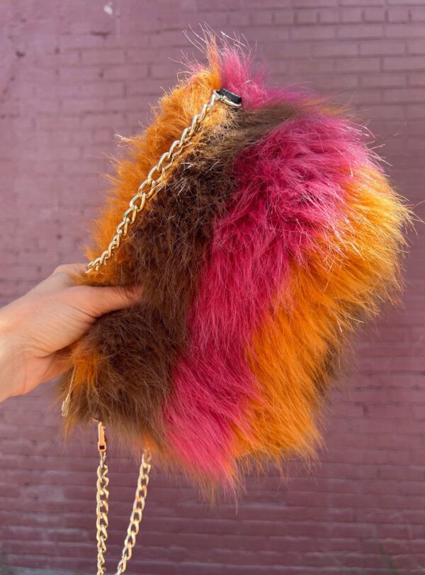 FUN! FUZZY & COLORFUL STRIPED SHOULDER BAG, CHAIN STRAP