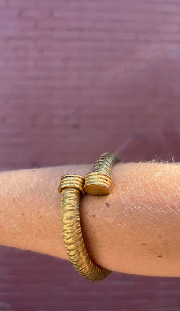 *AS-IS* COOL! TUBULAR ETCHED BRASS BANGLE BRACELET CAPPED ENDS