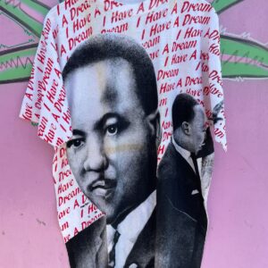 Photo detail:*AS-IS* 1990S DEADSTOCK AOP ALL OVER PRINT MARTIN LUTHER KING I HAVE A DREAM  T-SHIRT