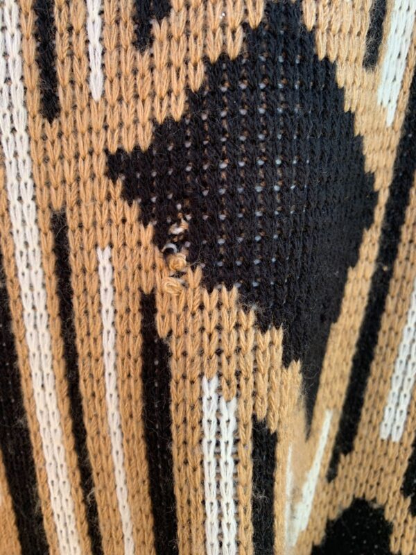 *AS-IS* NICE! RETRO AZTEC DESIGN KNIT SWEATER