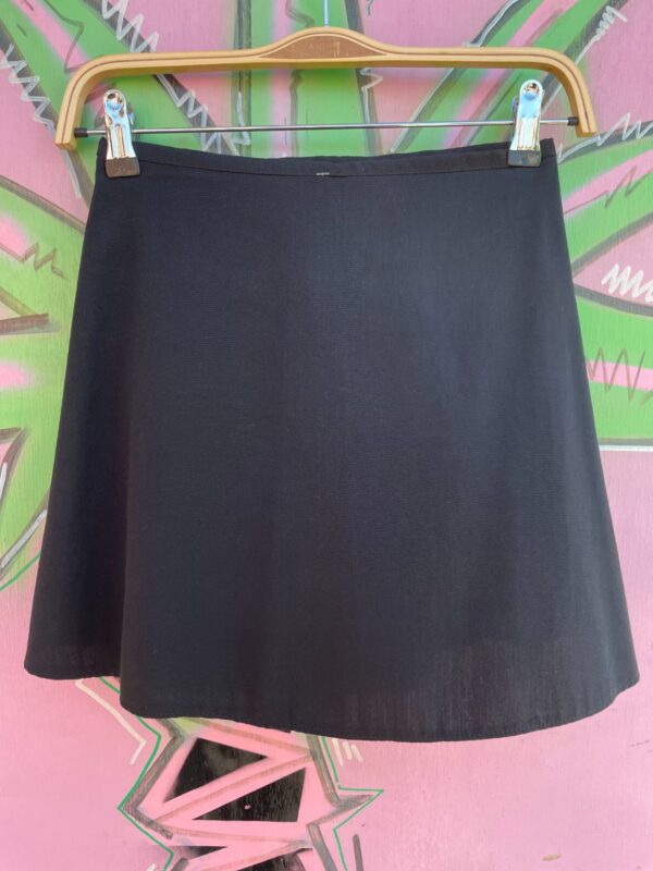 CUTE! 1990S BASIC BLACK RAYON BLEND MINI WRAP SKIRT