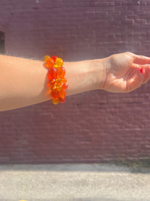 FUN MULTI TONE CRYSTAL BEADED WIRE WRAP BRACELET