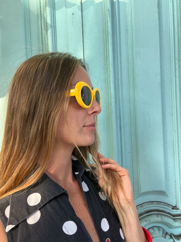 OVAL YELLOW SUNGLASSES BLACK LENSES
