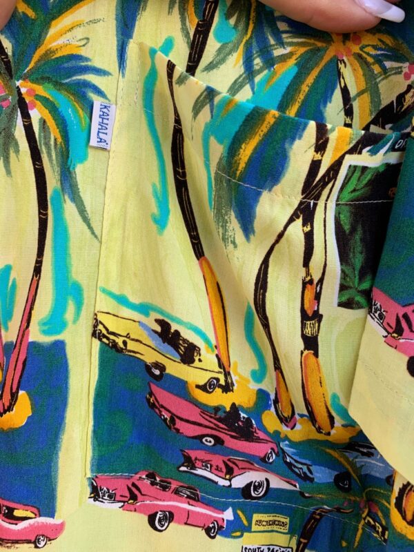 FUN! 100% RAYON, SOUTH PACIFIC SKYVIEW DRIVE-IN CLASSIC CAR PRINT HAWAIIAN SHIRT, COCONUT BUTTONS