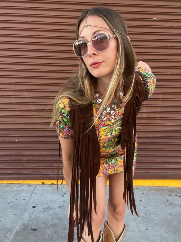RAD! CROPPED CHOCOLATE BROWN SUEDE VEST SUPER LONG FRINGE DETAILING