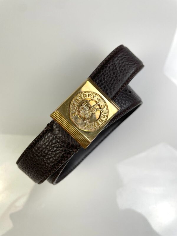 PEBBLED LEATHER DRESS BELT, HEAVY GOLD BUCKLE CLASSIC KNIGHT ICON