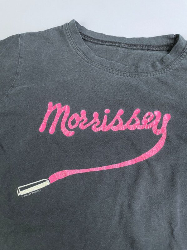 COOL! Y2K MORRISSEY LIPSTICK SHOELACE CRACKLED GRAPHIC PRINT BABY TEE T-SHIRT