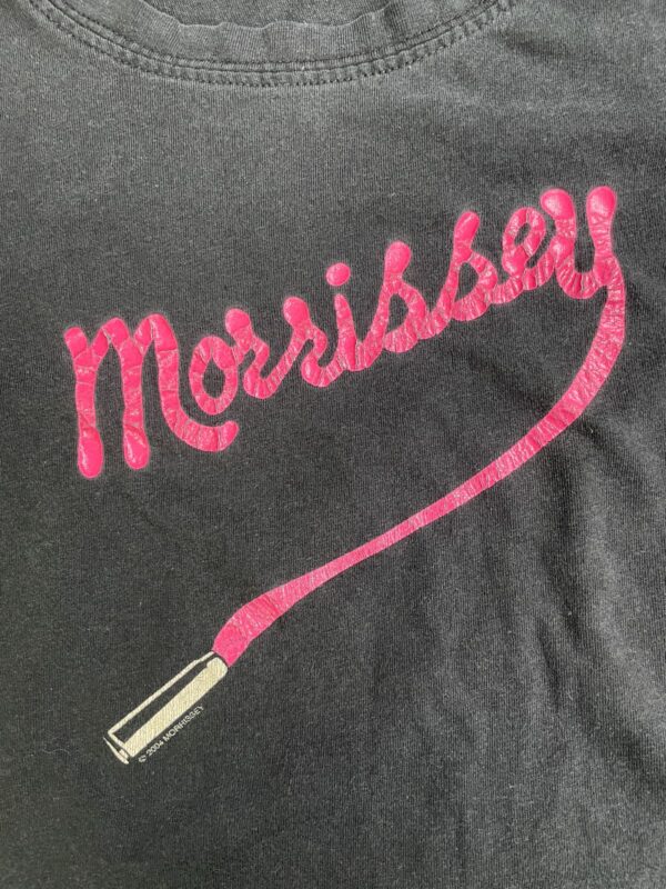 COOL! Y2K MORRISSEY LIPSTICK SHOELACE CRACKLED GRAPHIC PRINT BABY TEE T-SHIRT