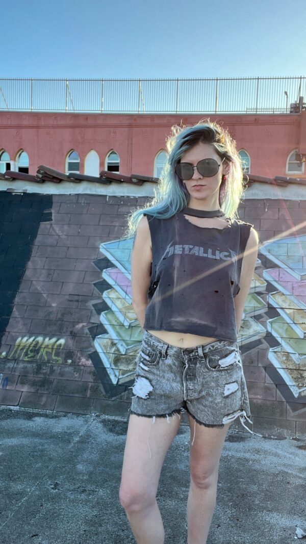 *AS-IS* RAD!! SUPER THRASHED PERFECTLY FADED METALLICA CROPPED GRAPHIC TANK