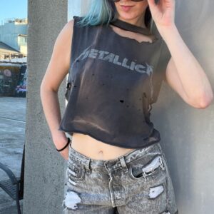Photo detail:*AS-IS* RAD!! SUPER THRASHED PERFECTLY FADED METALLICA CROPPED GRAPHIC TANK