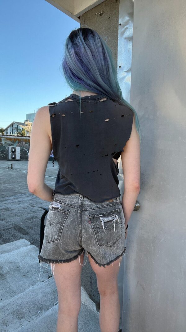 *AS-IS* RAD!! SUPER THRASHED PERFECTLY FADED METALLICA CROPPED GRAPHIC TANK