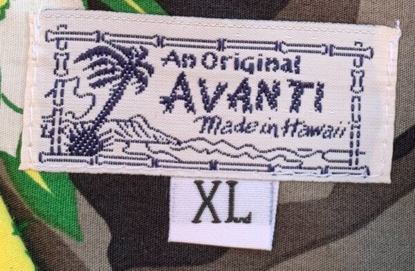 SUPER COOL! 1990S MADE IN HAWAII 100% COTTON LOTUS FLOWER PRINT HAWAIIAN SHIRT