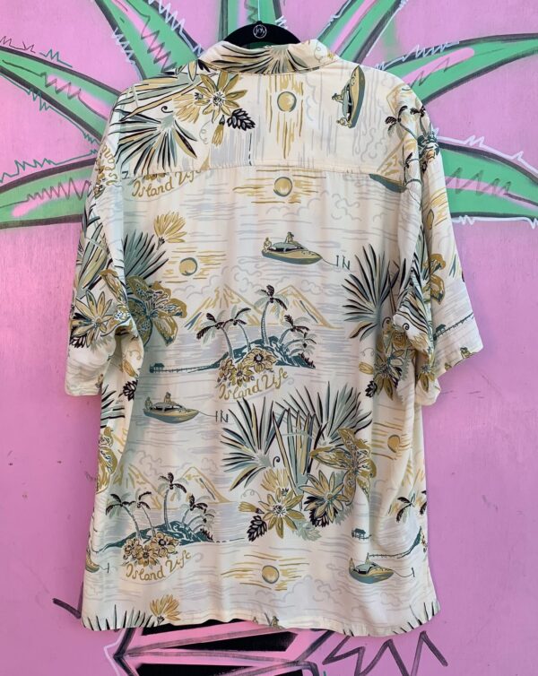 100% RAYON, ISLAND LIFE TONAL PRINT HAWAIIAN SHIRT, COCONUT BUTTONS