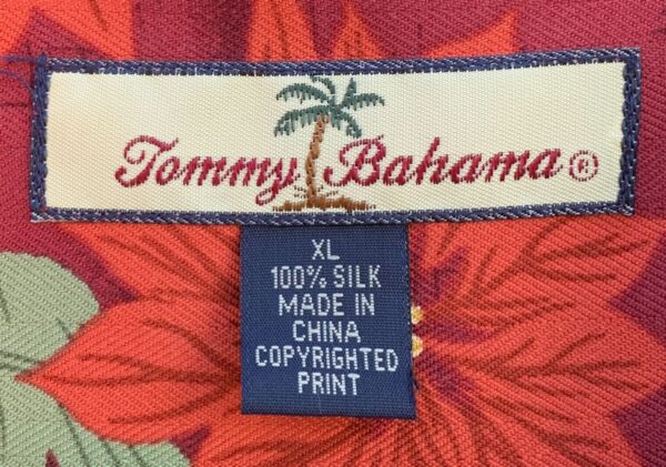 100% SILK 2002 SURFING SANTA - EVERYDAY IS A HOLIDAY PRINT HAWAIIAN SHIRT