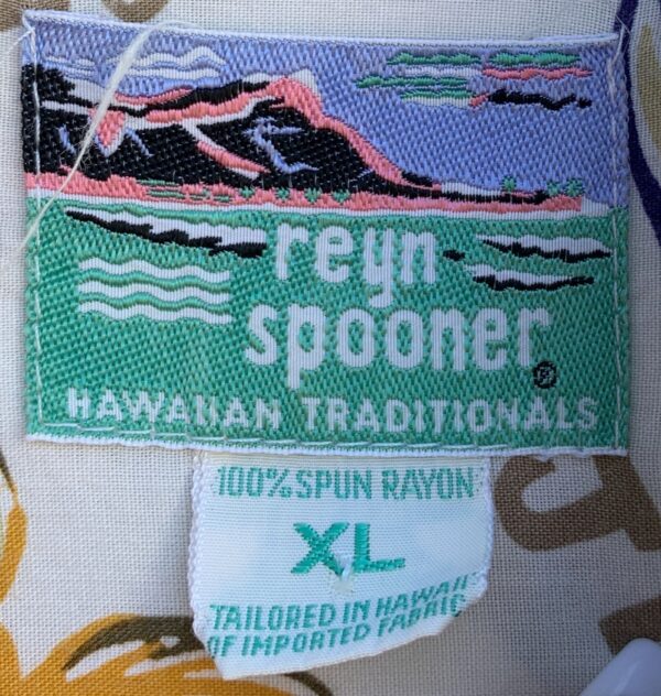 COOL! 100% RAYON, ISLAND TRADER PRINT HAWAIIAN SHIRT, COCONUT BUTTONS