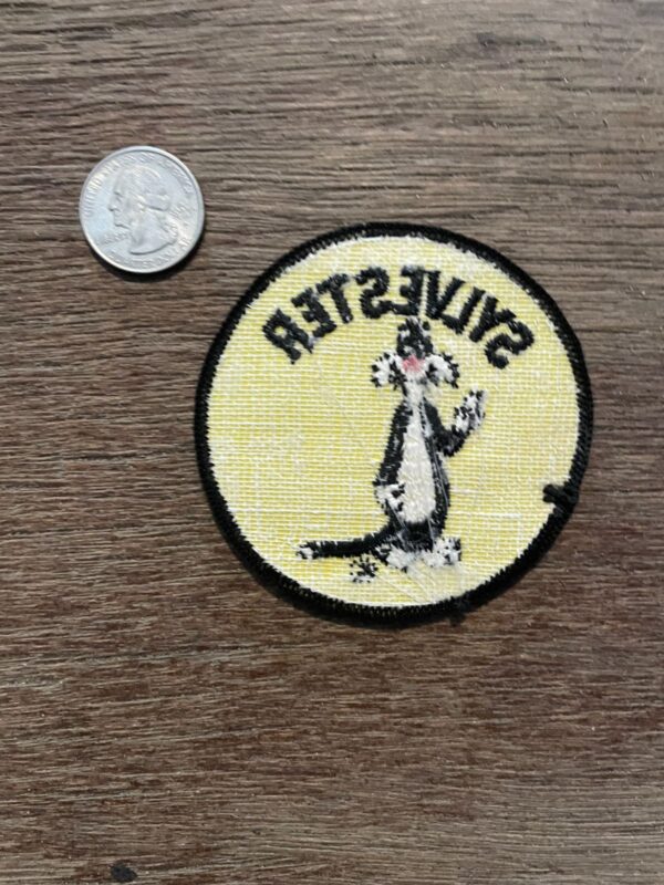 RETRO SYLVESTER THE CAT EMBROIDERED CIRCULAR PATCH