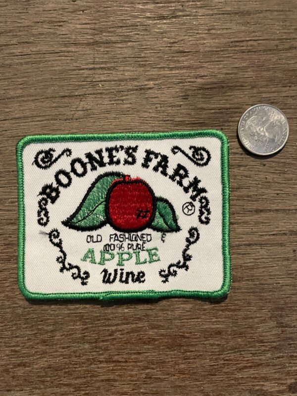 RETRO BOONS FARM APPLE WINE EMBROIDERED PATCH