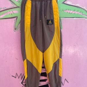Photo detail:SMALL FIT NIKE COLORBLOCK NYLON JOGGER STYLE TRACK PANTS