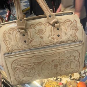 Photo detail:*AS-IS* FLORAL TOOLED LEATHER SATCHEL DOUBLE HANDLE BRIEFCASE BAG