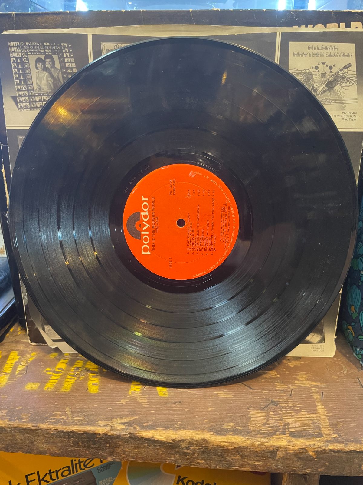 THE JAM - THIS IS THE MODERN WORLD