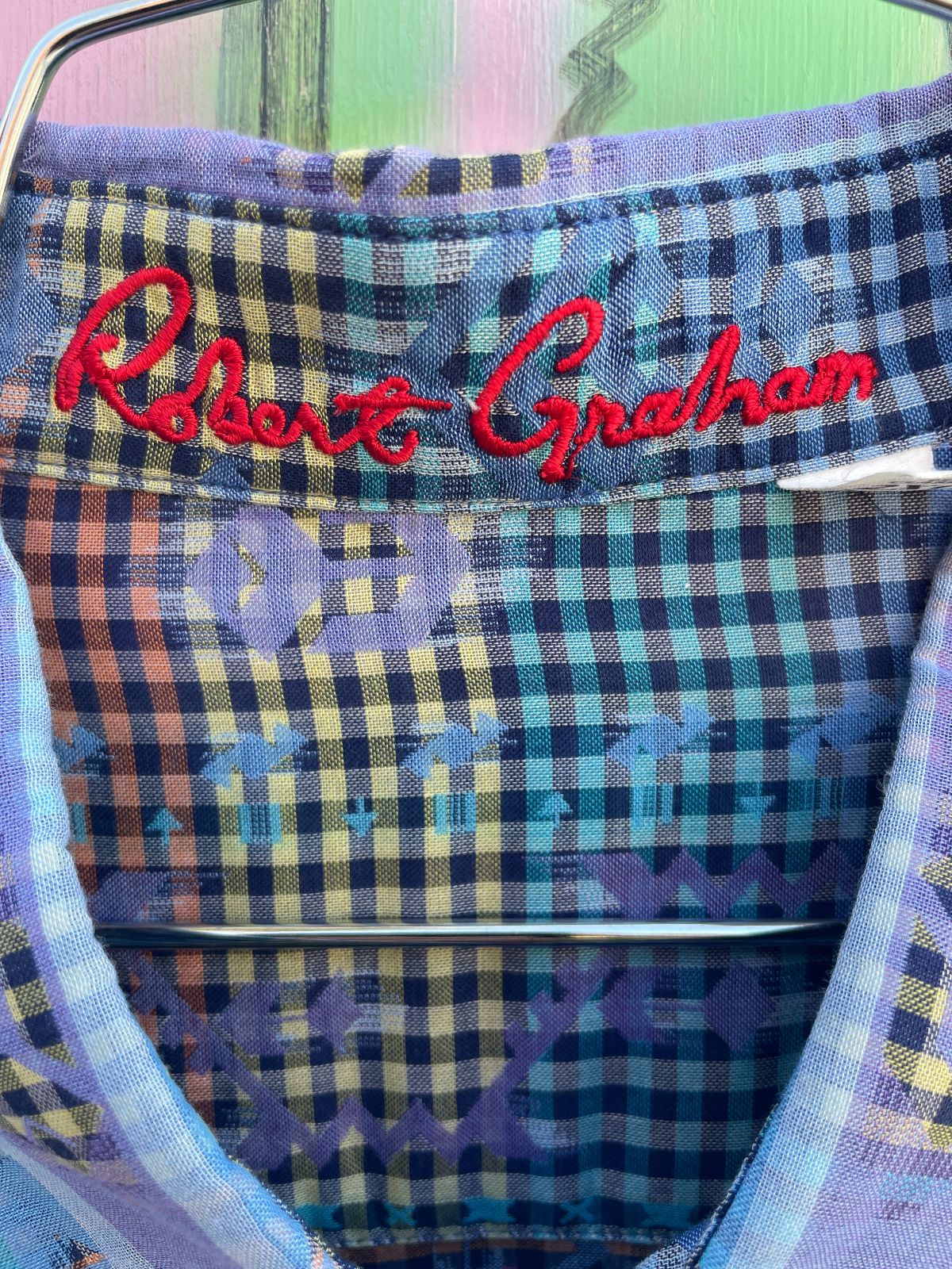 NICE! LIGHT WEIGHT GUATEMALAN TEXTILE INSPIRED PRINT LONG SLEEVE BUTTON DOWN SHIRT