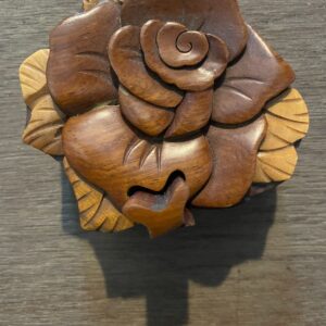 Photo detail:WOODEN HAND CARVED FLOWER PUZZLE JEWELRY BOX