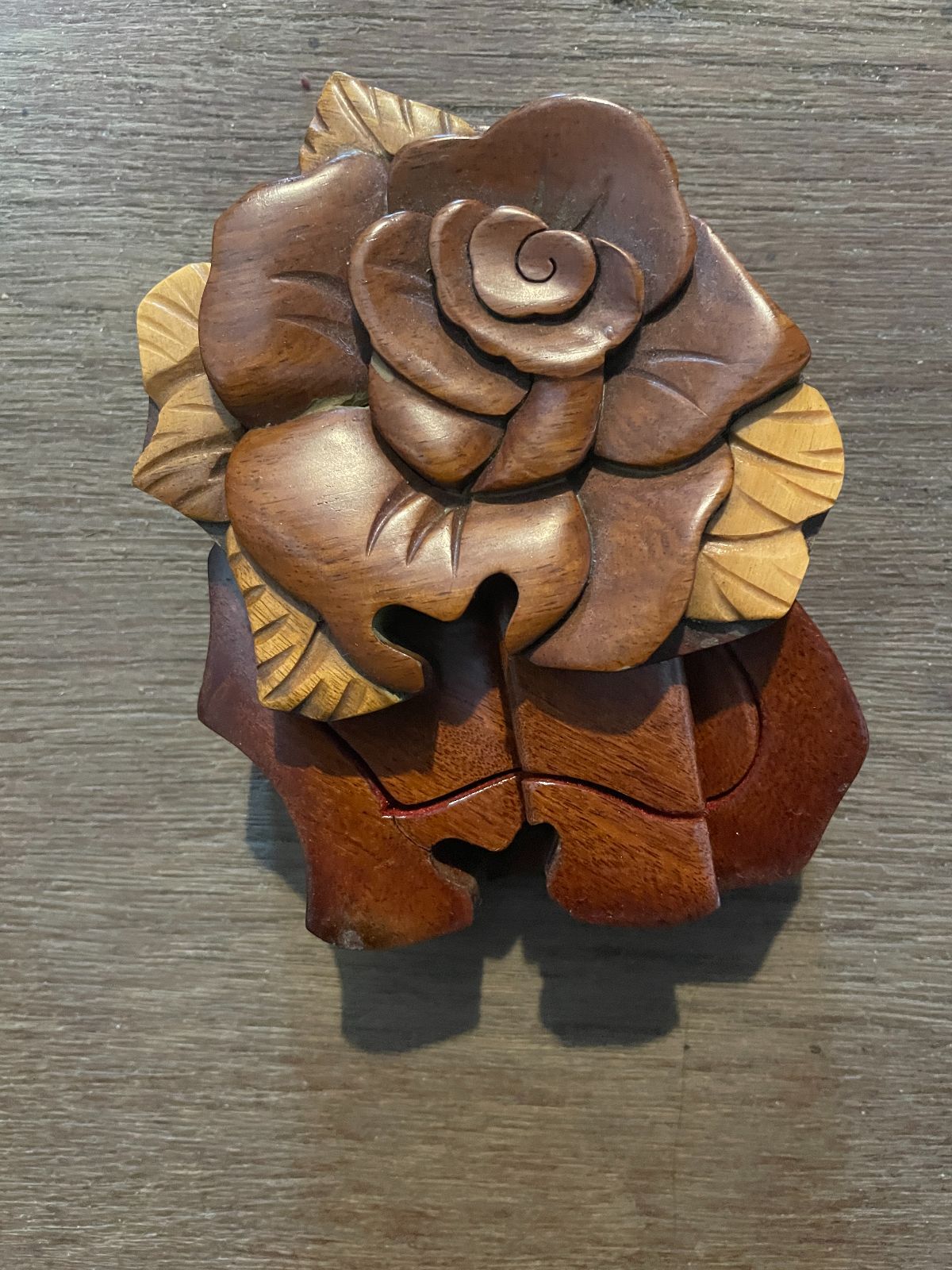WOODEN HAND CARVED FLOWER PUZZLE JEWELRY BOX