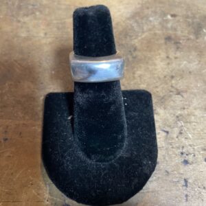 Photo detail:925 THICK SOLID SQUARE BAND RING - STERLING SILVER