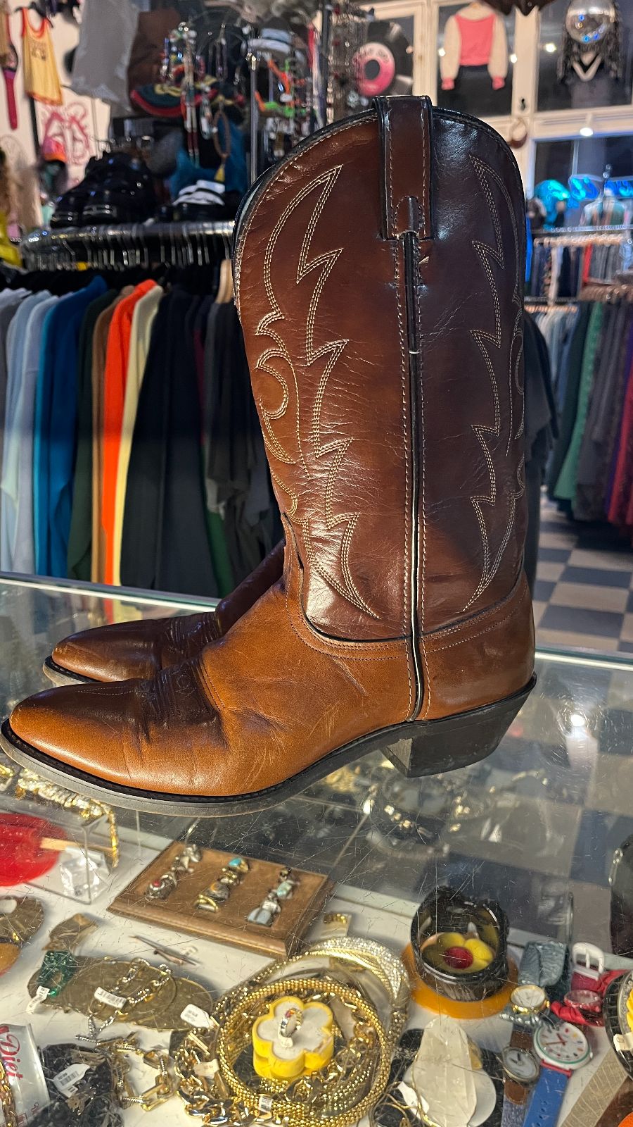 product details: CLASSIC 2-TONE WESTERN STYLE COWBOY BOOTS photo