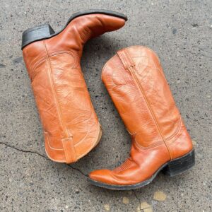Photo detail:CLASSIC SOFT CARAMEL LEATHER WESTERN COWBOY BOOTS
