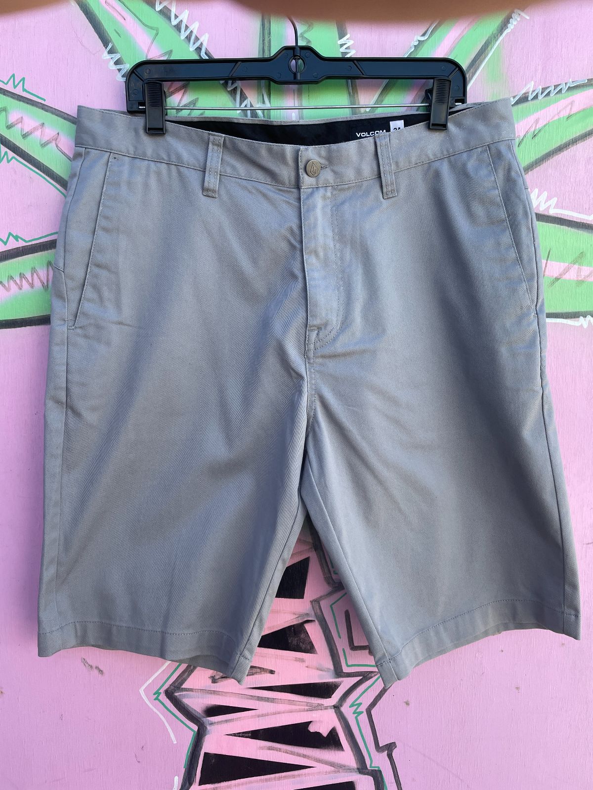 product details: CLASSIC LONG CUT SKATE SHORTS photo