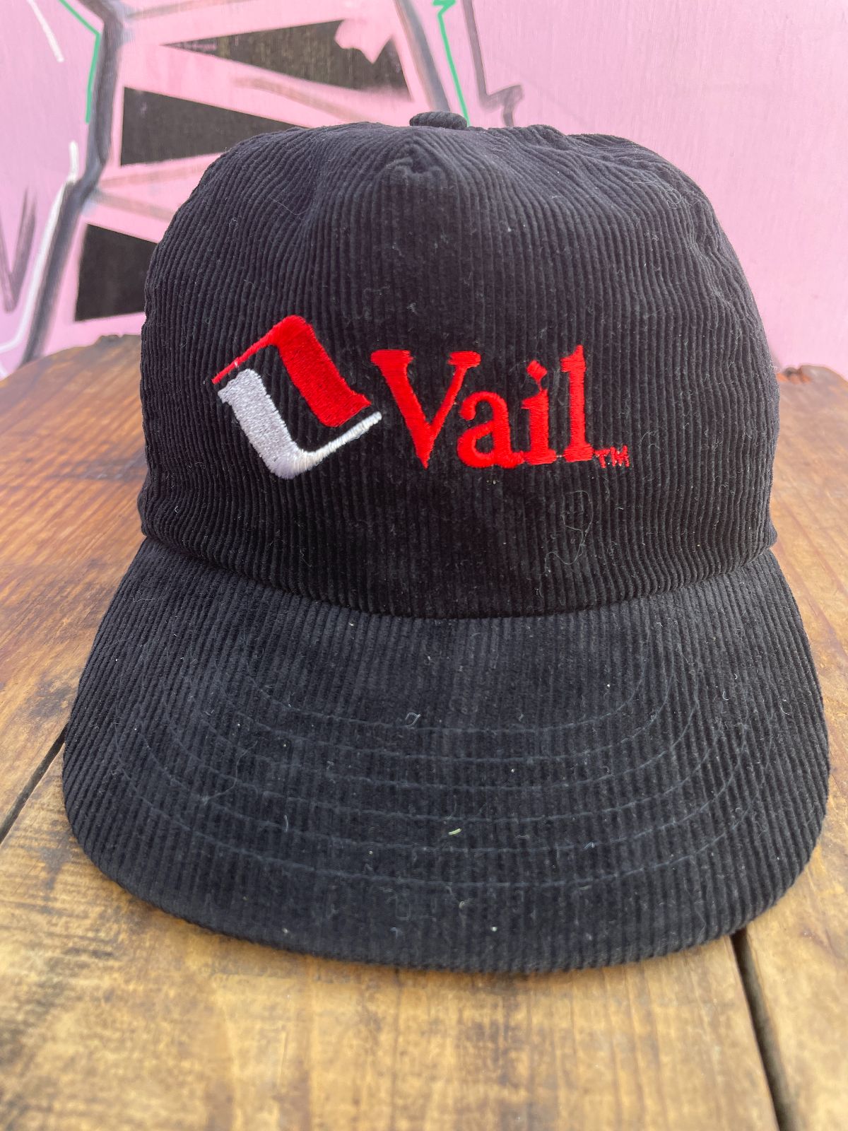 VAIL EMBROIDERED CORDUROY SNAP BACK HAT