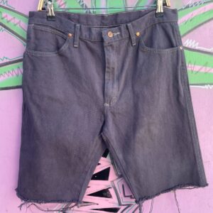 Photo detail:OVERDYED DISTRESSED DENIM CUTOFF SHORTS