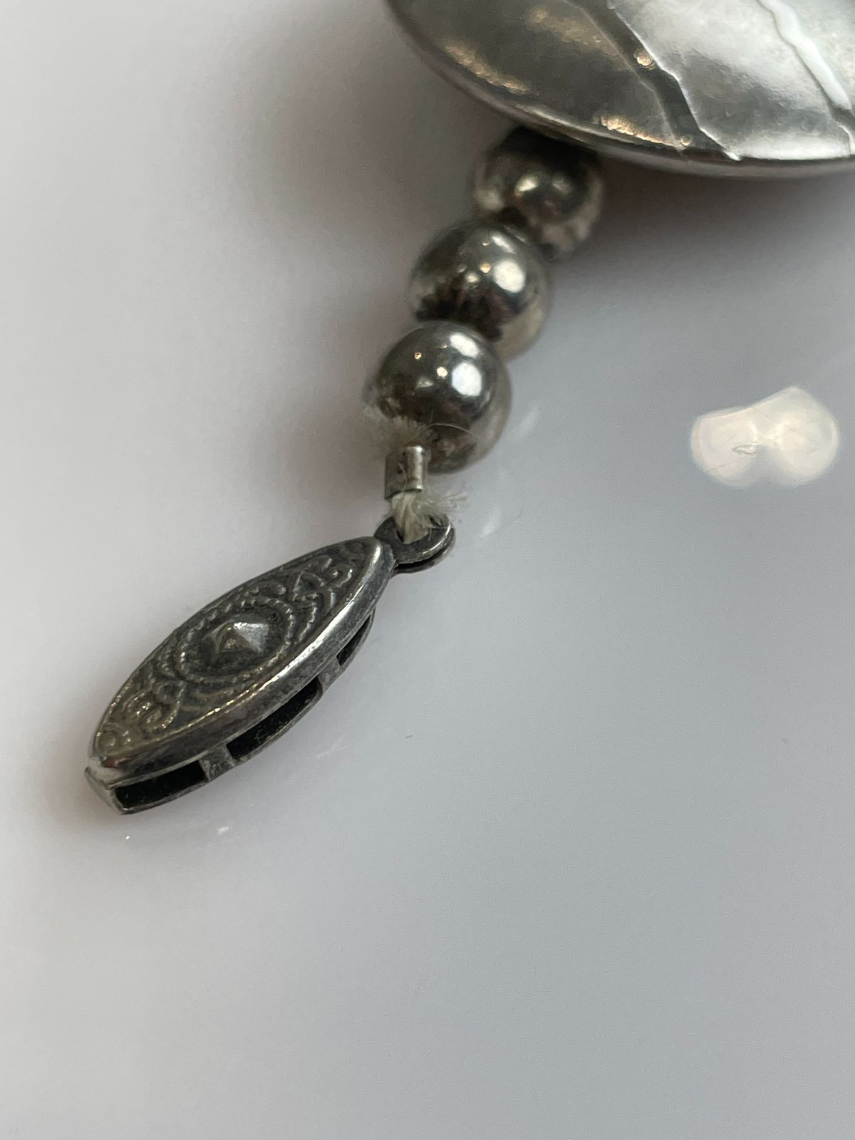 WOW! OVERSIZED TEXTURED MODERNIST PLATELET NECKLACE, STERLING CLOSURE & BEADING