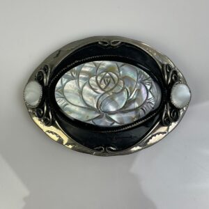 Photo detail:CARVED MOTHER OF PEARL ROSE DESIGN BELT BUCKLE - POSSIBLY STERLING SILVER