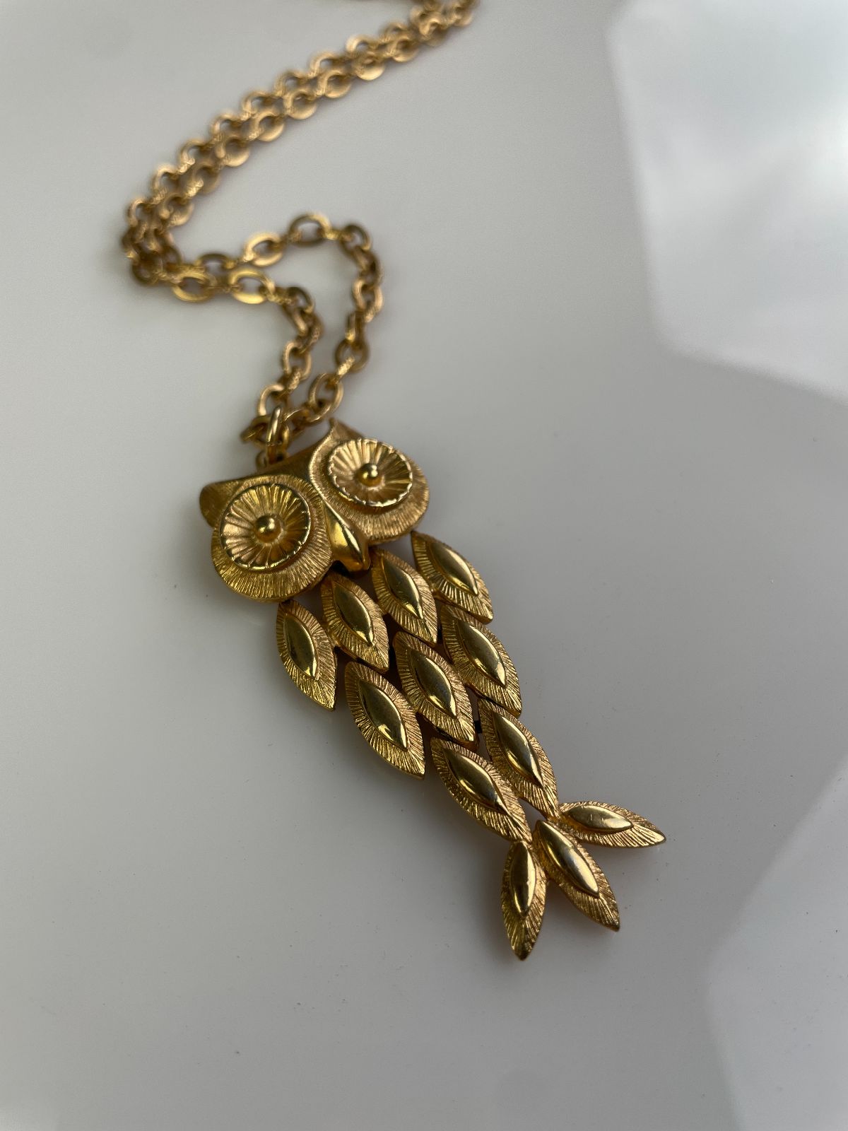 product details: SWEET 1970S HEAVY GOLD PLATED ARTICULATED OWL PENDANT NECKLACE, TEXTURED CHAIN *SIGNED photo