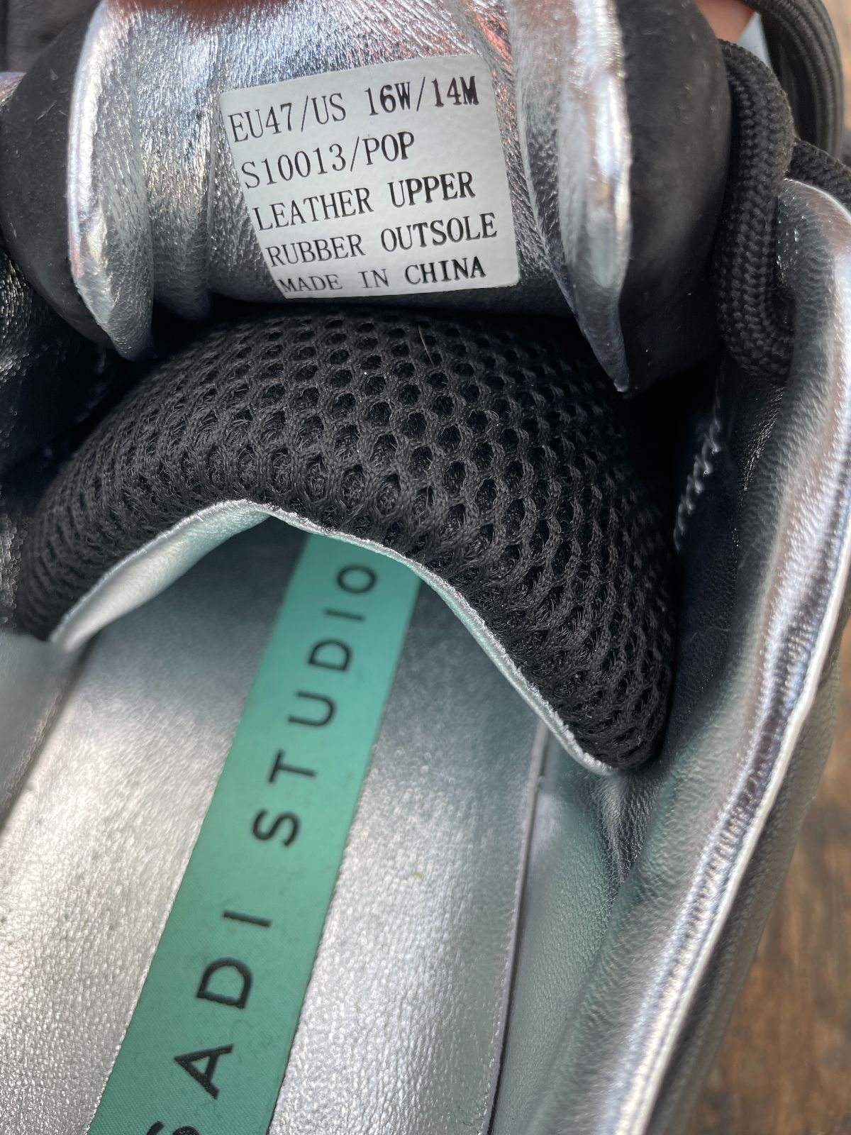 product details: POP BLACK LEATHER CHUNKY PLATFORM SNEAKERS photo