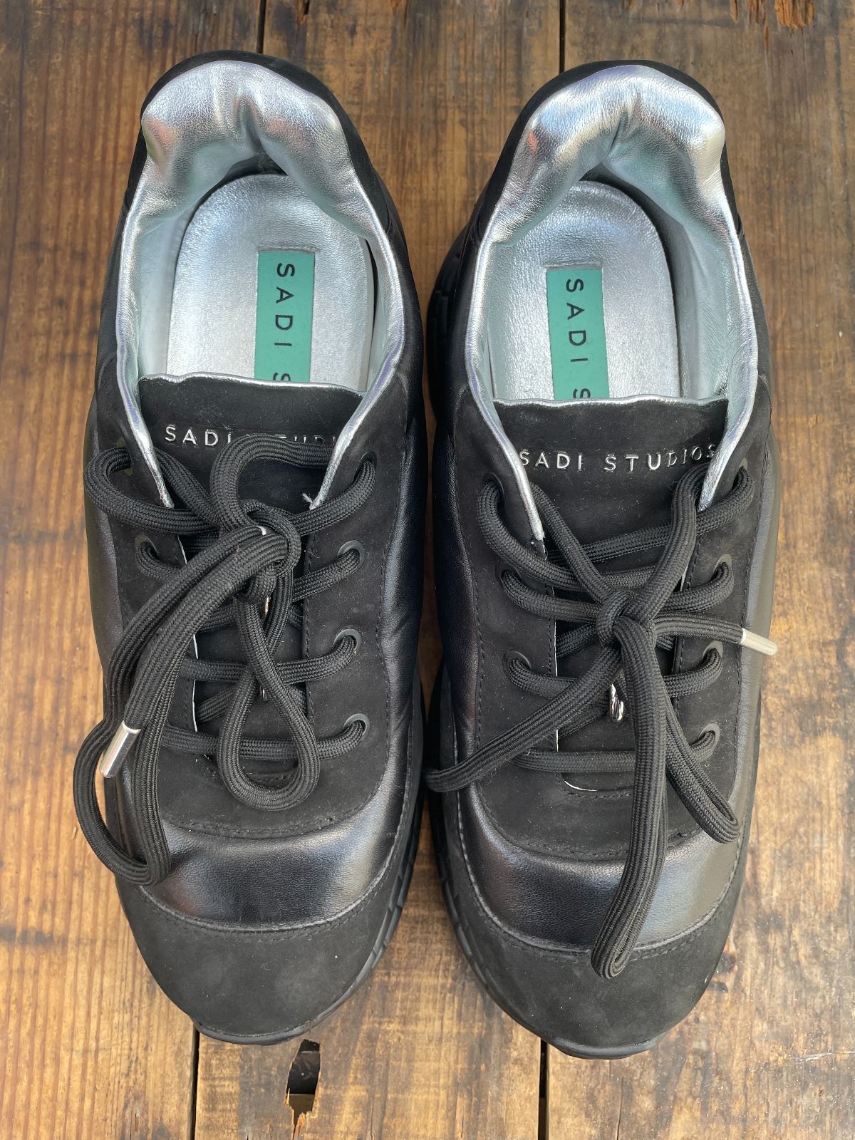 product details: POP BLACK LEATHER CHUNKY PLATFORM SNEAKERS photo