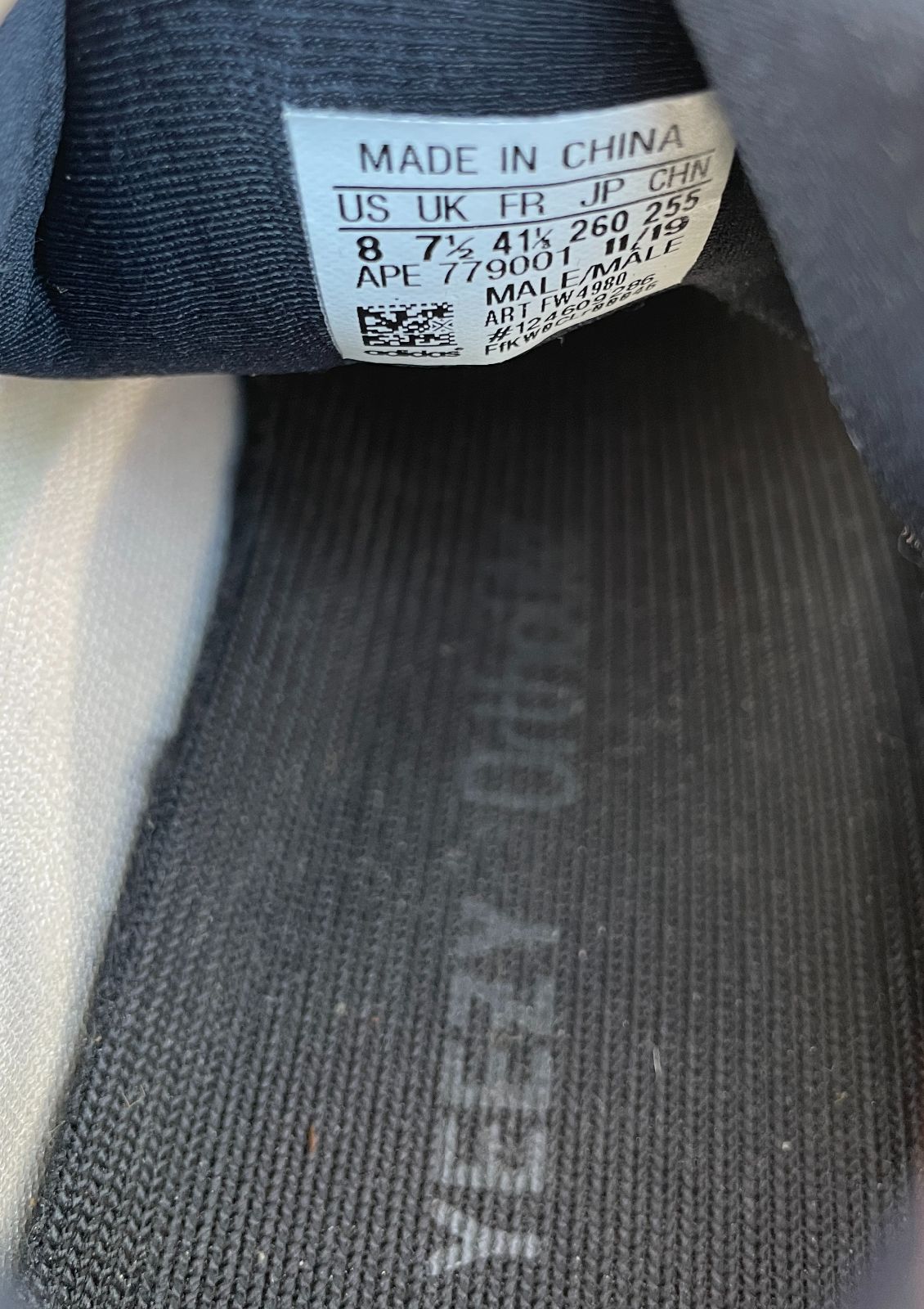 ADIDAS ADIDAS YEEZY 700 V3 AZAEL SNEAKERS in OFF WHITE, BLACK