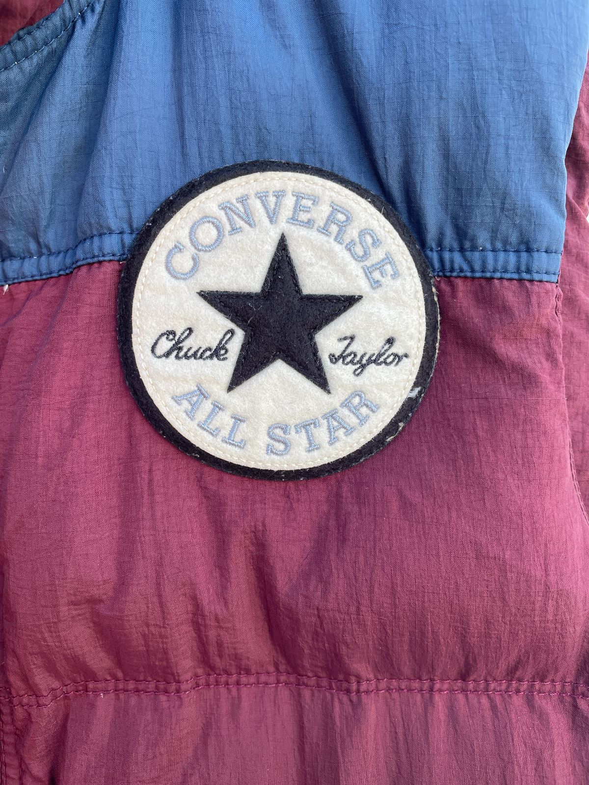 product details: CONVERSE ALL STAR COLOR BLOCK PUFFER VEST photo